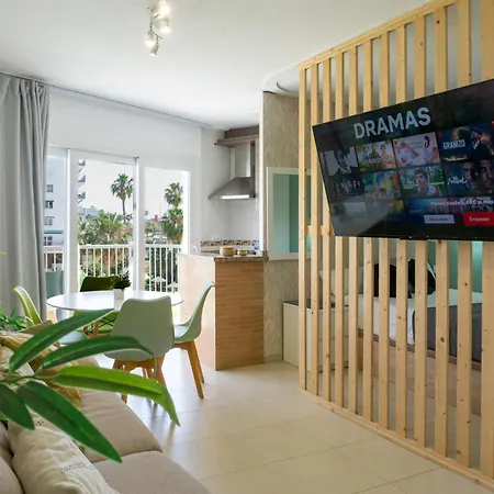 First Line Sea Views Appartement Benalmádena